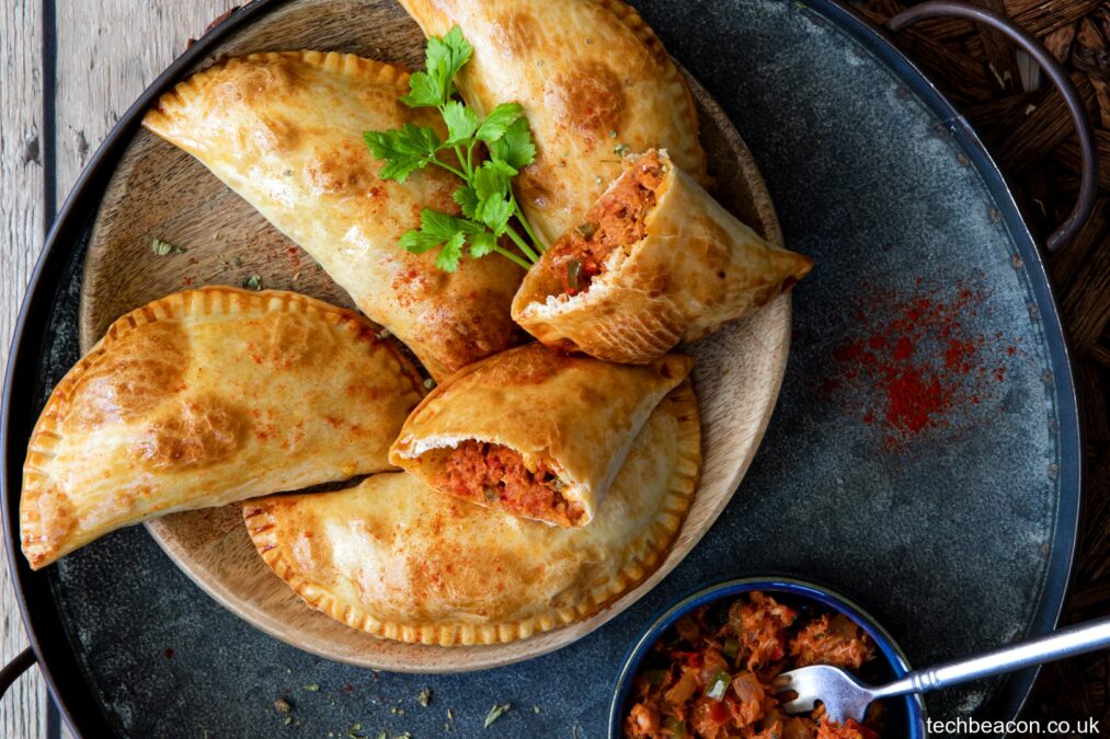 best empanada de atún near me