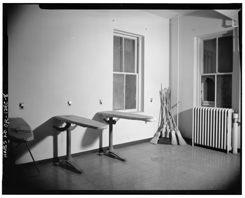 laundry room size