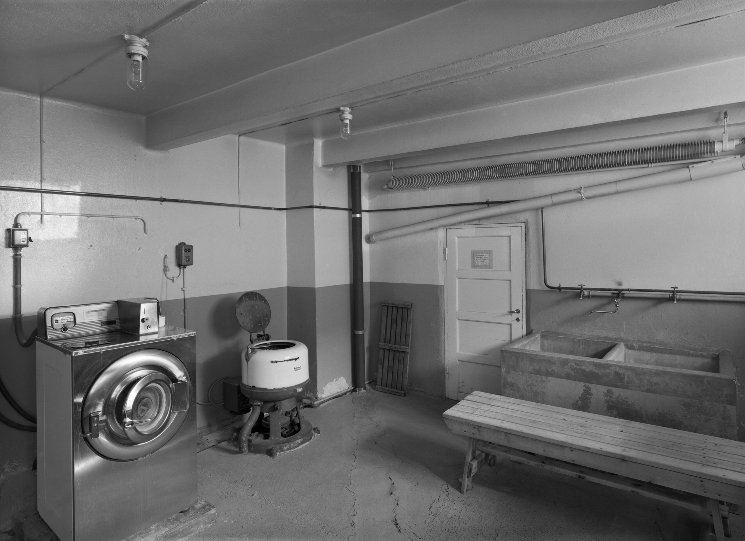laundry room size