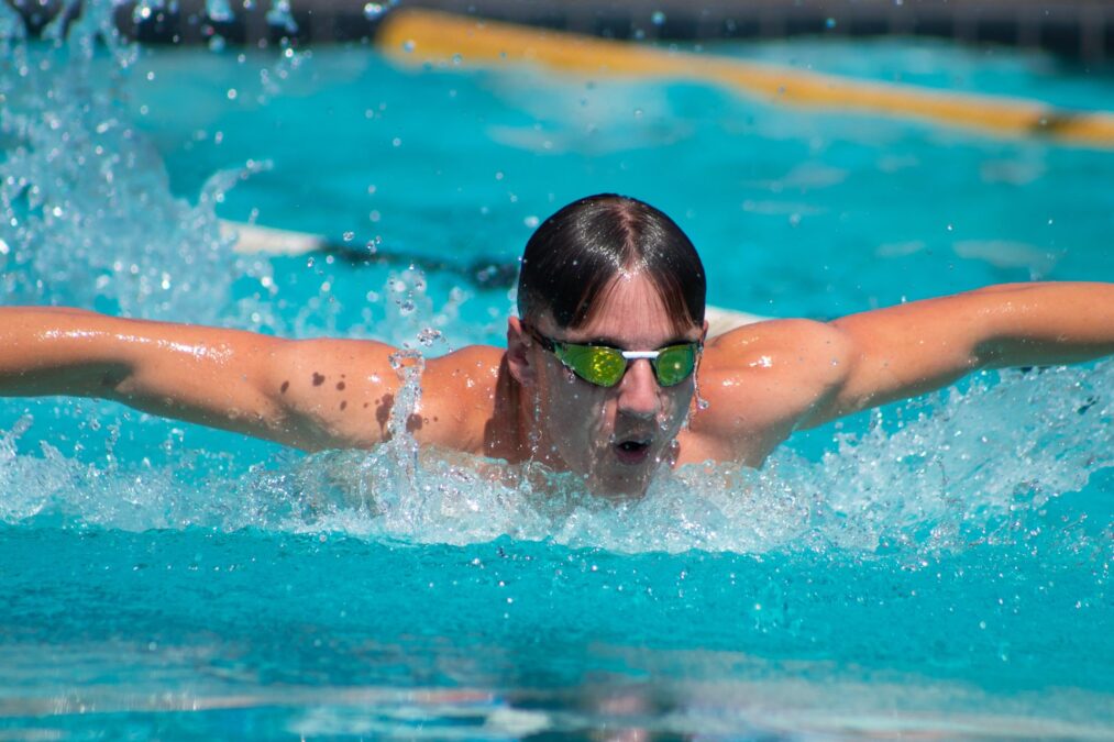 swimmer build swimmer build